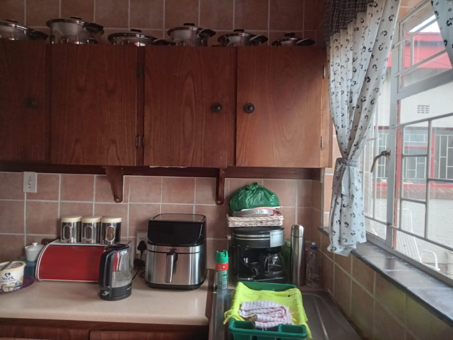 4 Bedroom Property for Sale in Selosesha Free State